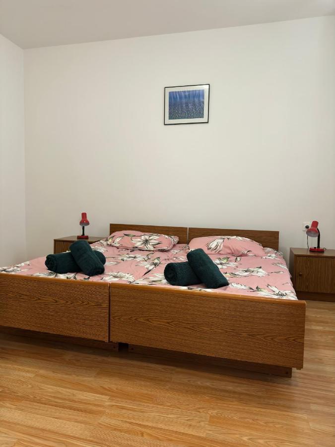 Apartmani Marko Новаля Екстер'єр фото