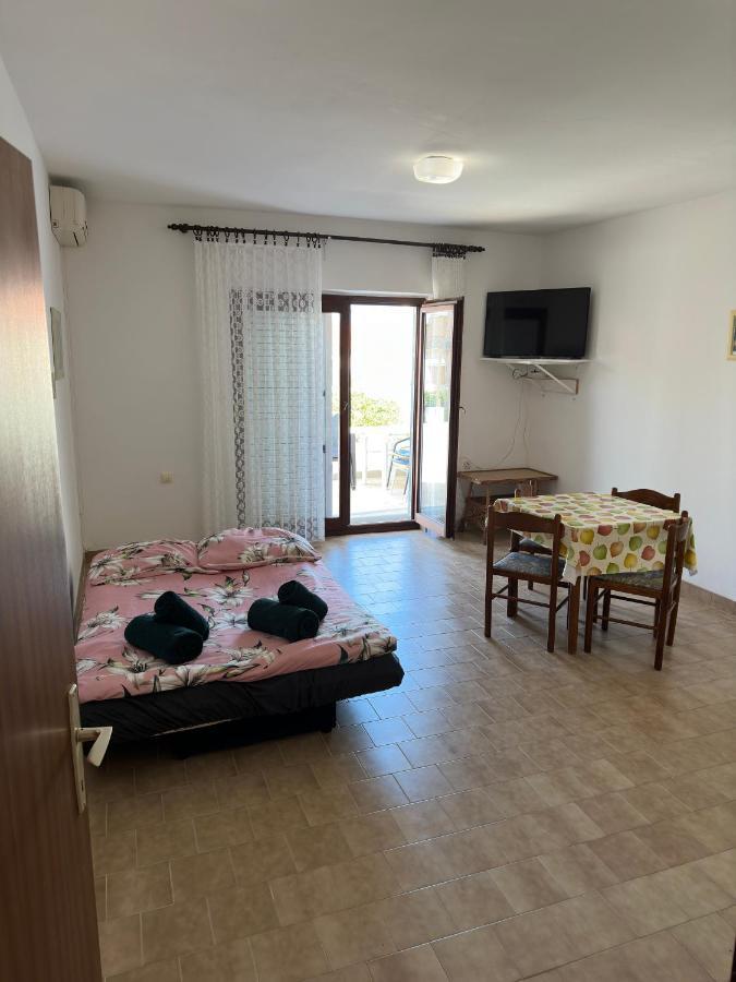 Apartmani Marko Новаля Екстер'єр фото