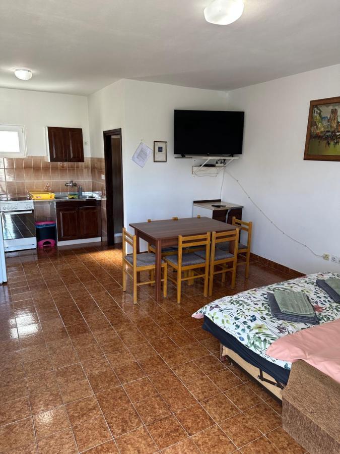 Apartmani Marko Новаля Екстер'єр фото