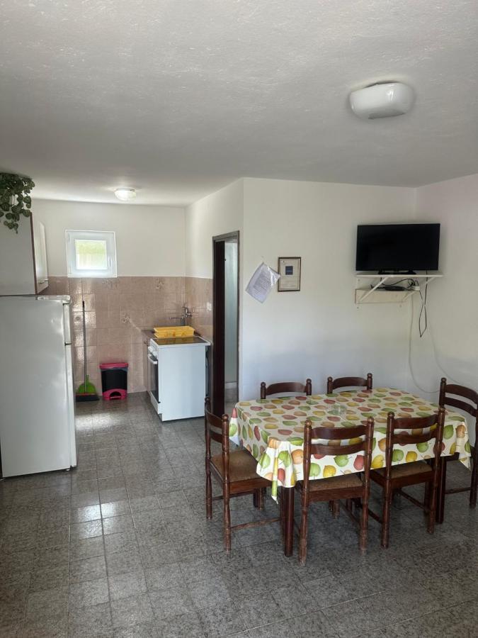 Apartmani Marko Новаля Екстер'єр фото