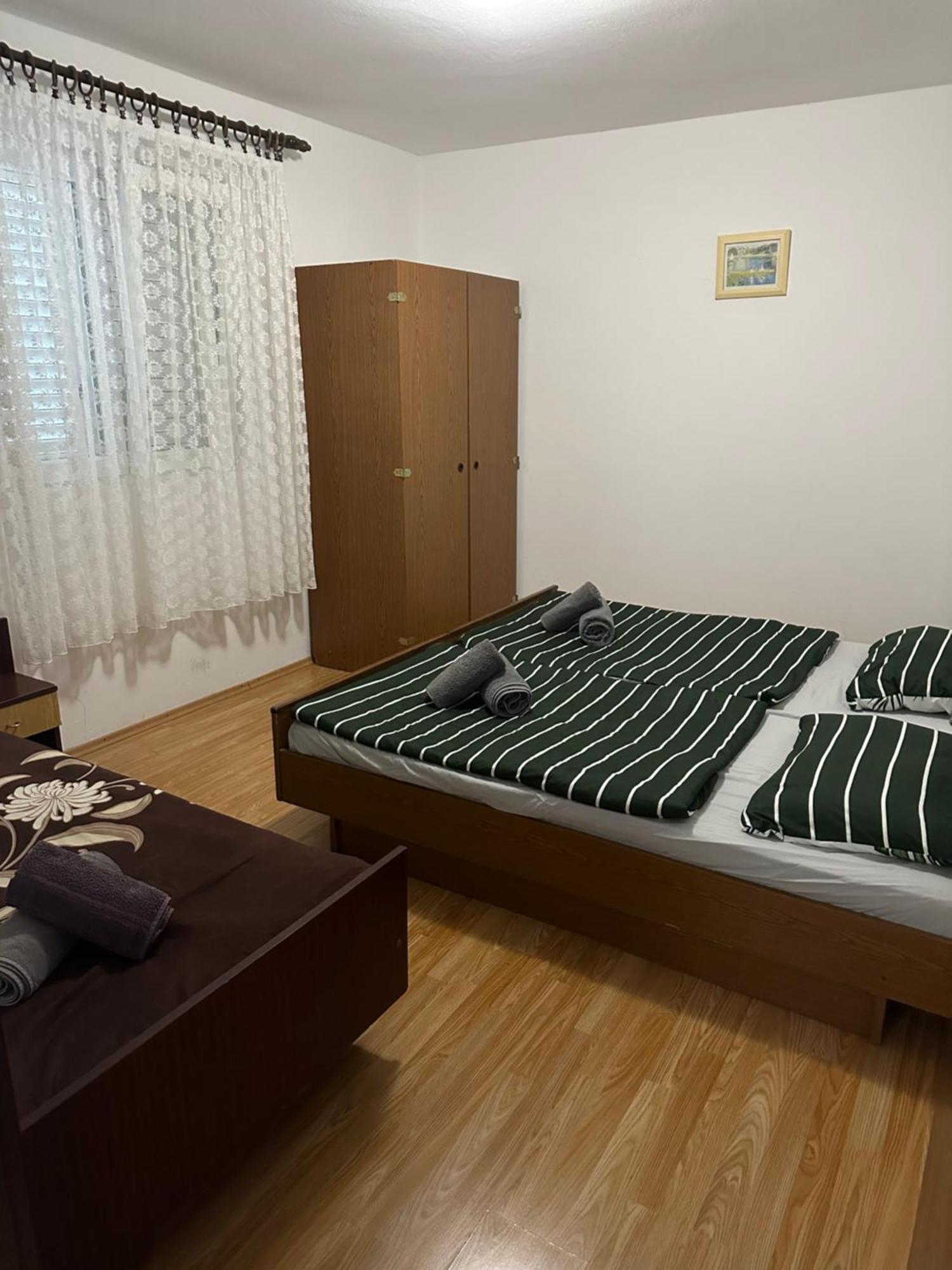 Apartmani Marko Новаля Екстер'єр фото