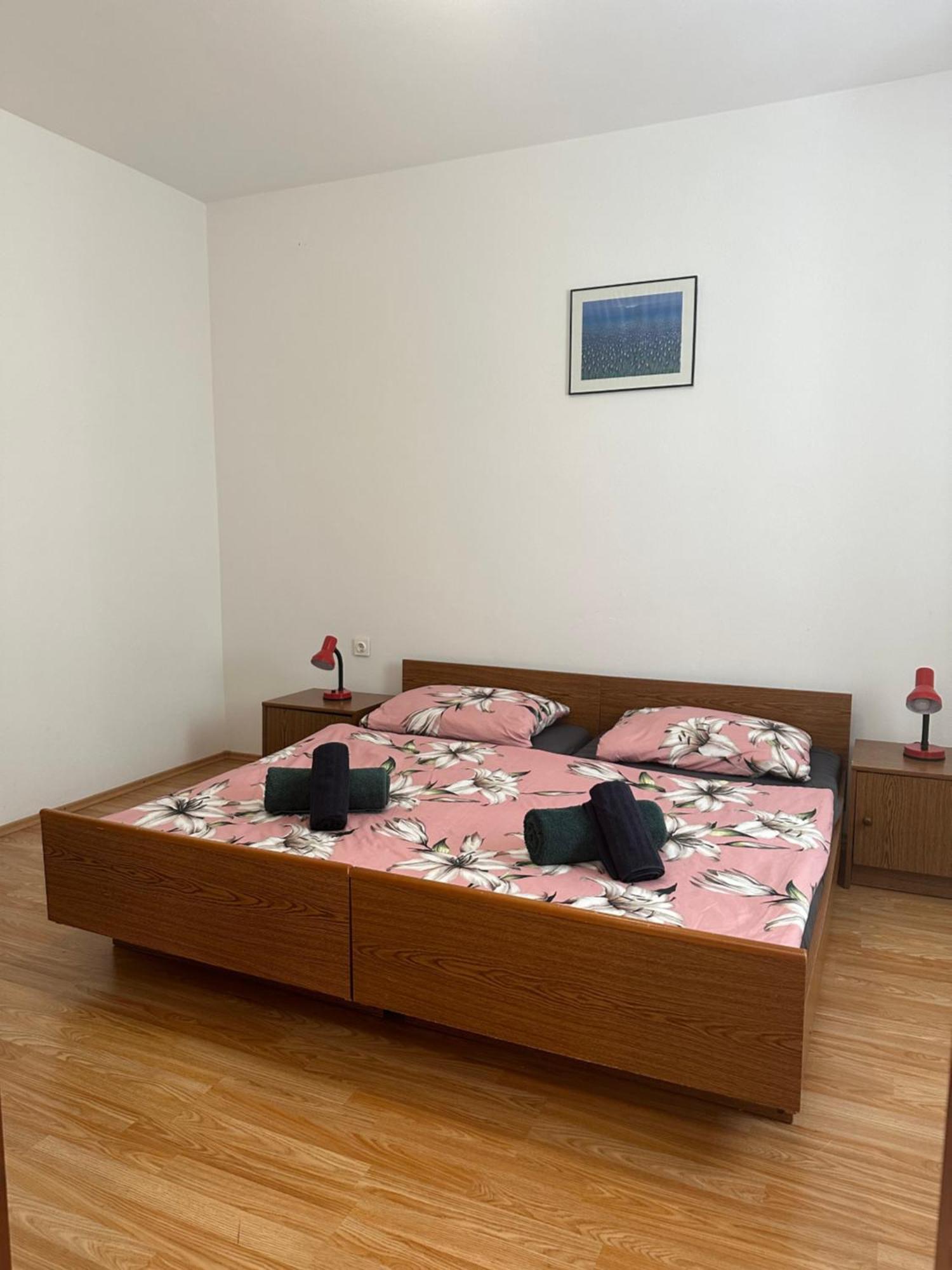 Apartmani Marko Новаля Екстер'єр фото