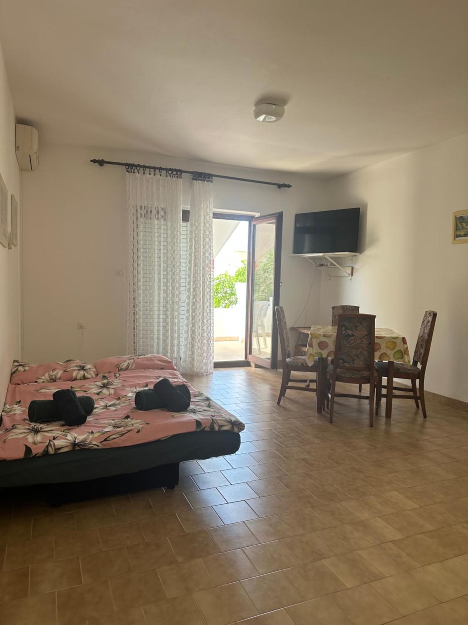 Apartmani Marko Новаля Екстер'єр фото